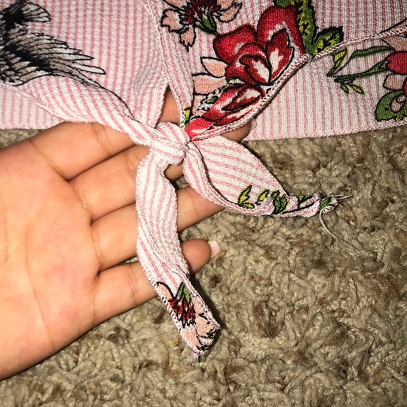 Pink and white striped floral top with birds - Picture 2 of 3